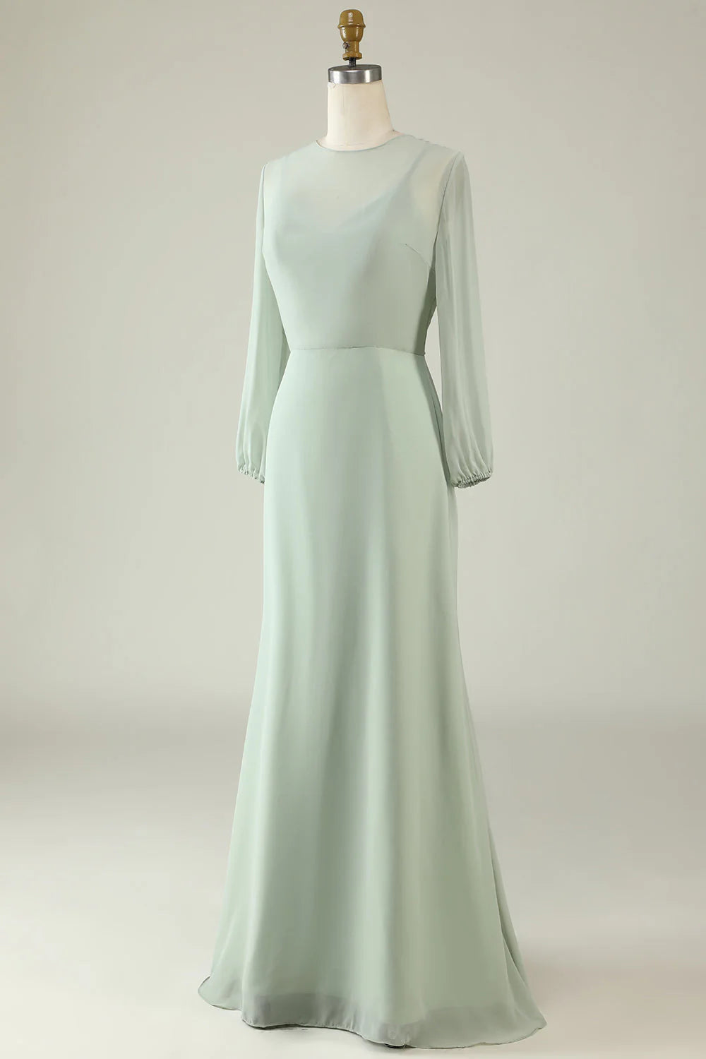 Abito da sposa a maniche lunghe color menta