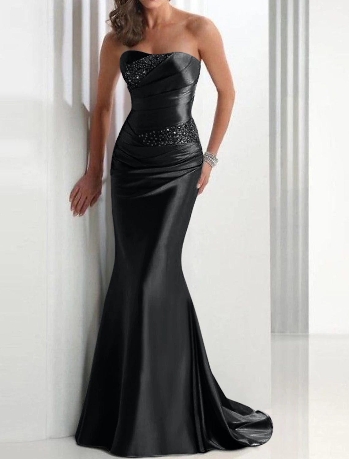 Vestido de sirena elegante para invitada de boda, de Navidad, rojo y verde, formal, de noche, sin tirantes, sin mangas, con cola de barrido y satén con cristales.