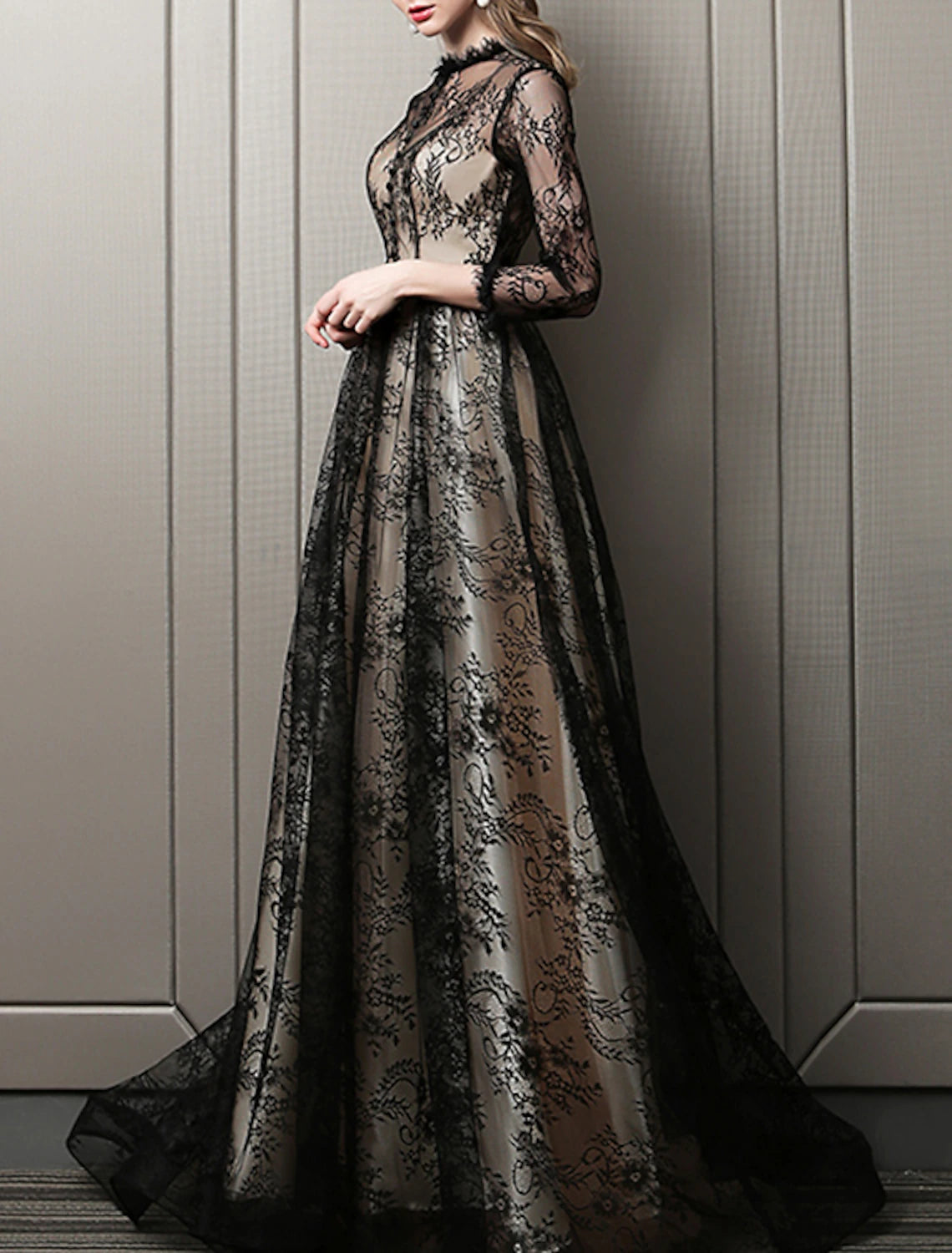 Abito da sera a trapezio con scollo a V, abito da cerimonia per invitati a nozze, strascico a ruota, maniche a 3/4, scollo gioiello, pizzo con motivo/stampa 2025