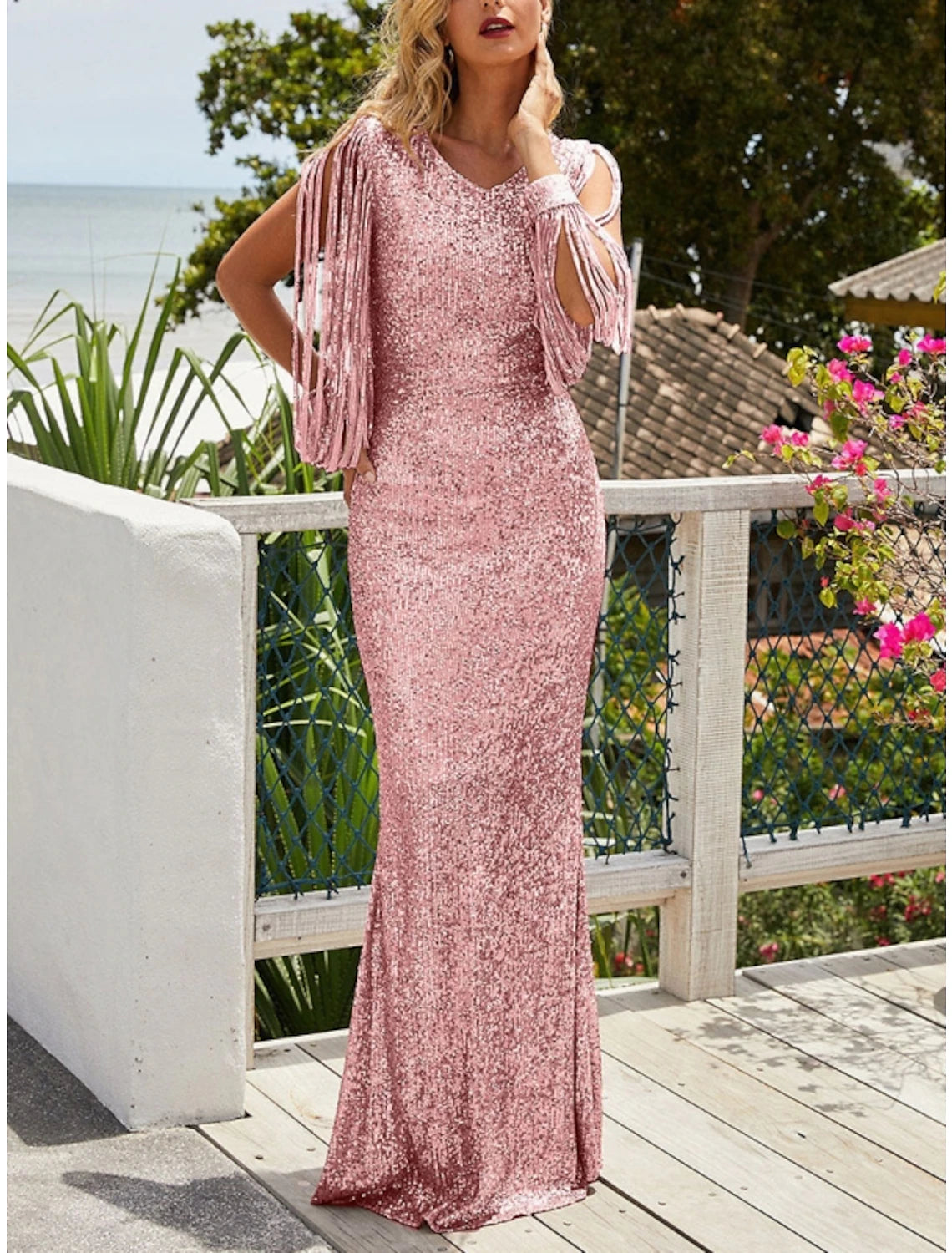 Vestido de noche con corte tubo/columna, brillante y con brillo, para invitados de boda, fiesta, cola larga, escote en V, lentejuelas y pliegues brillantes.