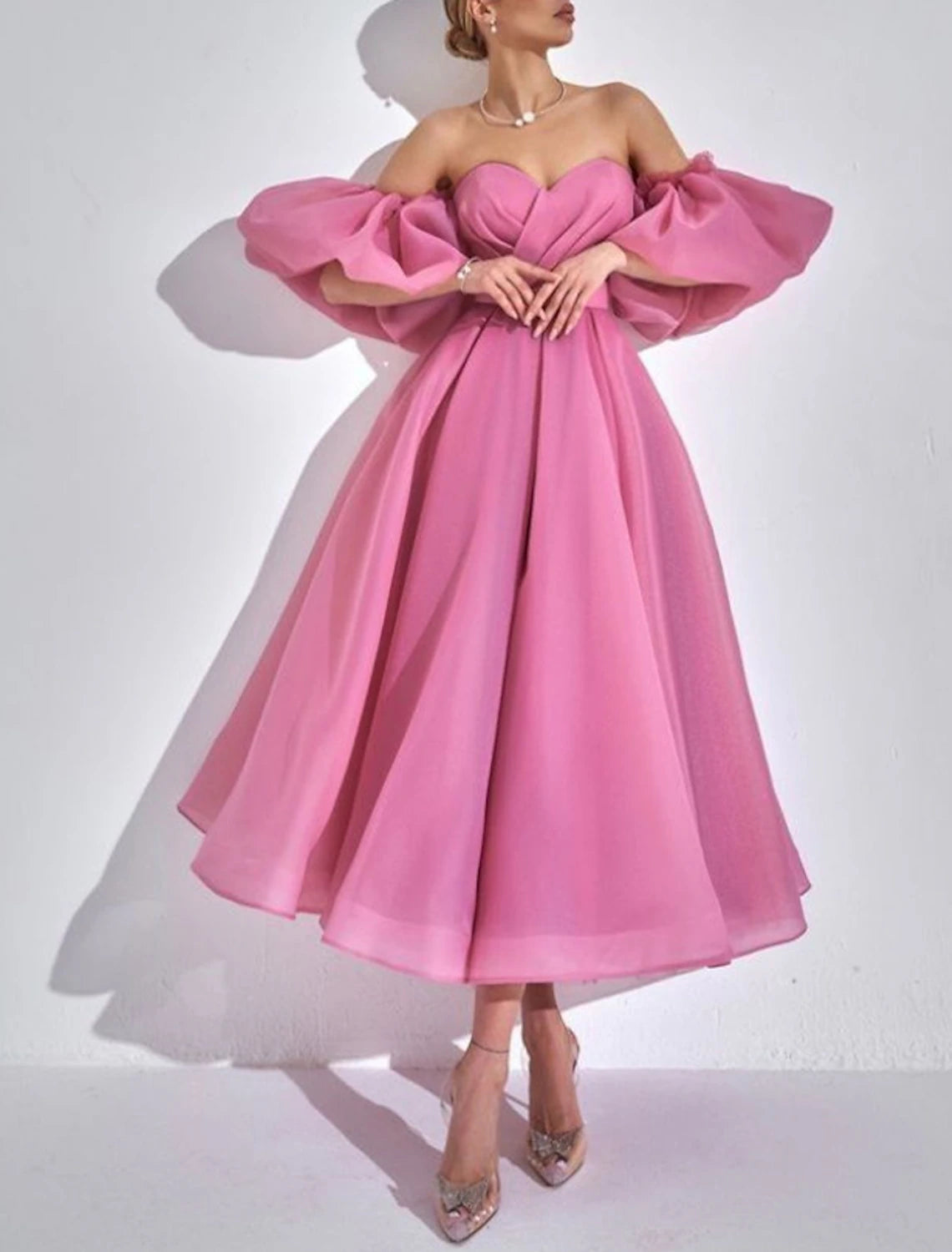 Vestidos de cóctel de corte A, elegantes vestidos de verano hasta los tobillos, manga corta, hombros descubiertos, para invitados de boda de otoño, organza con fruncido.