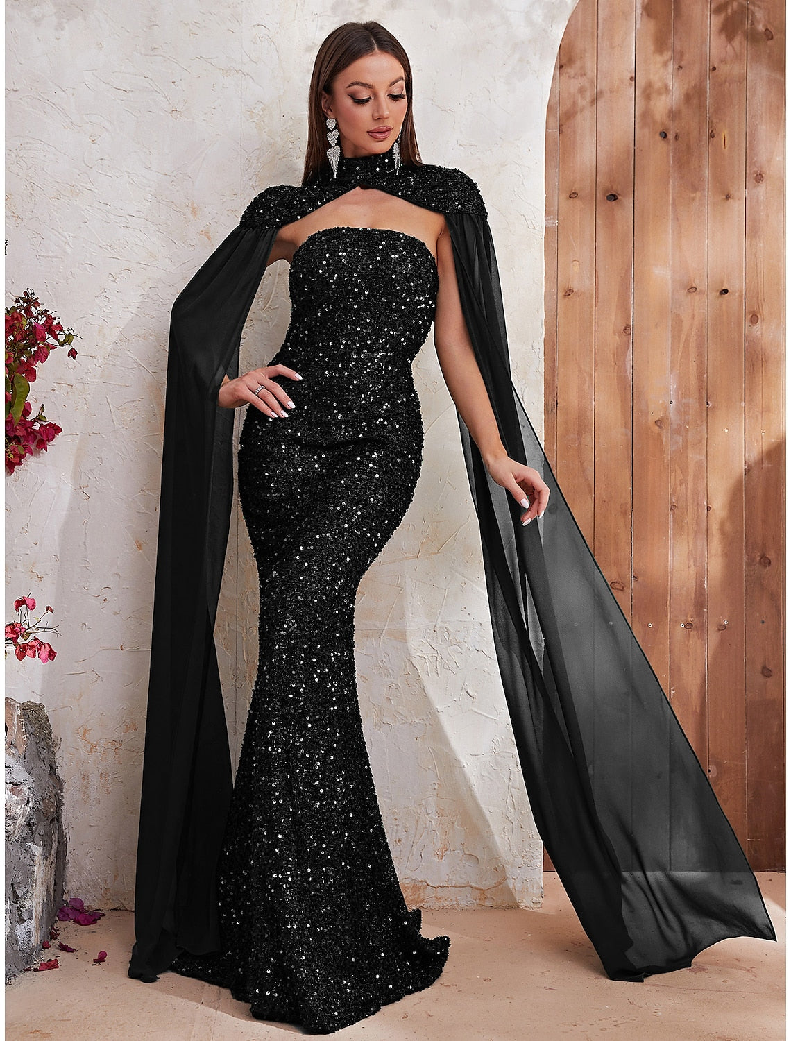 Vestido de noche de sirena/trompeta, sin espalda, formal, para recepción de boda, con cola larga/cepillo, sin mangas, cuello alto, capas con lentejuelas