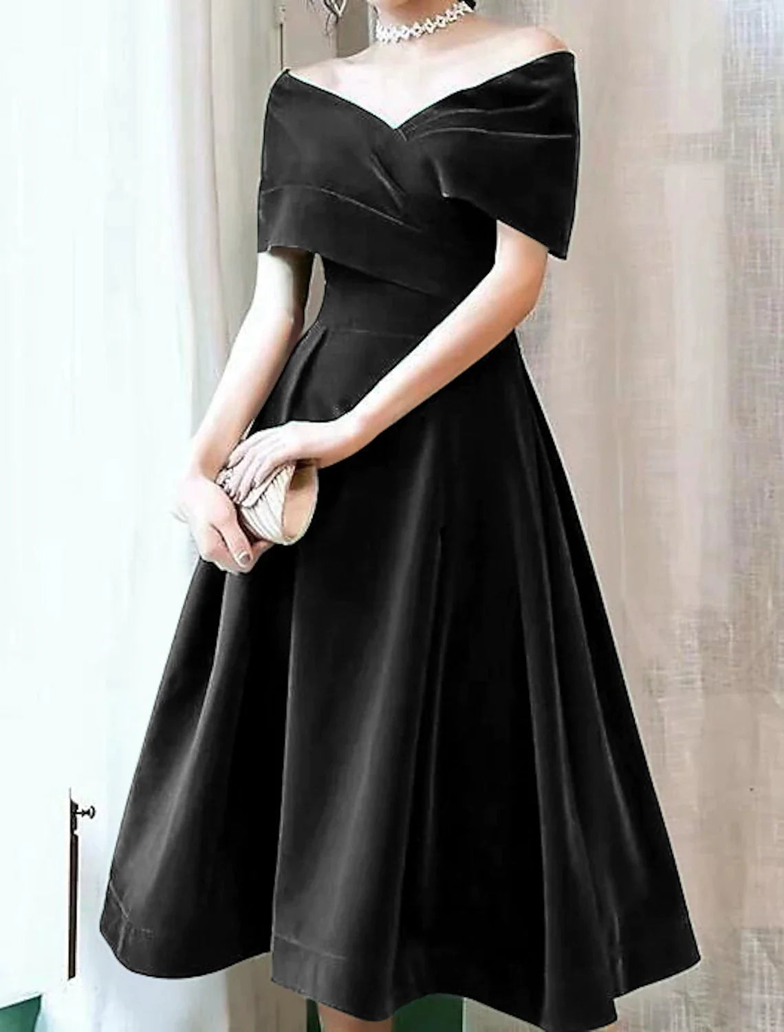 A-Line Cocktail Black Dress 1950s Dress Christmas Red Green Dress Fall Wedding Guest Dress Knee Length Short Sleeve Off Shoulder Velvet with Pleats Pure Color