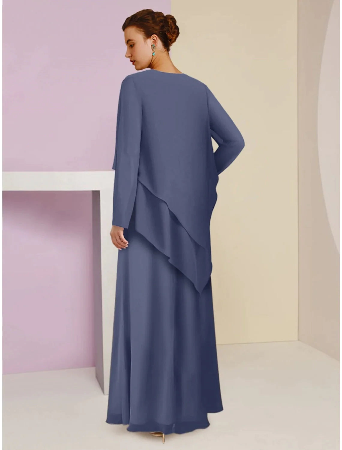 Abito da cerimonia per la madre della sposa, a trapezio, elegante, con scollo quadrato, lunghezza alla caviglia, in chiffon, maniche lunghe, con spilla di cristallo e arricciature