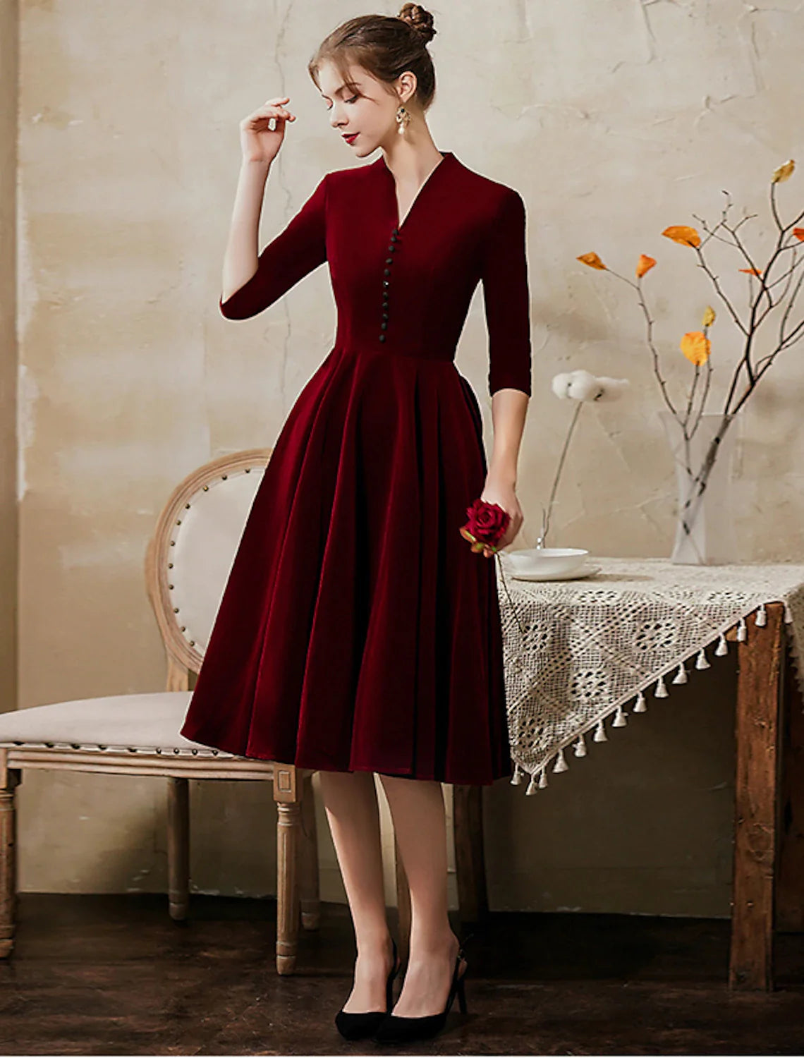 Burgundy Velvet A-Line Knee-Length V-Neck Pleated Cocktail Dress