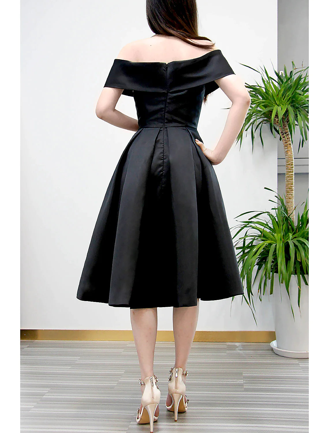 Vestidos de cóctel de corte A, estilo años 50, para invitada de boda, para regreso a casa, largo hasta la rodilla, manga corta, escote en V, tela, espalda en V con pliegues